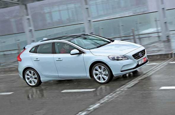 Ода безпечної їзди - Volvo V40