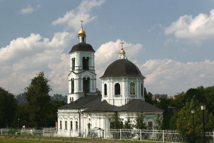 храм живоносного джерела в Царицино 